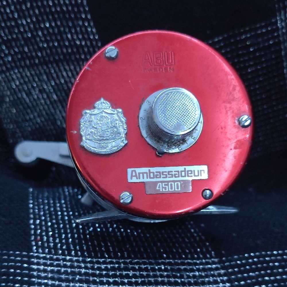 ABU Ambassadeur 4500 Red Fishing Reel
